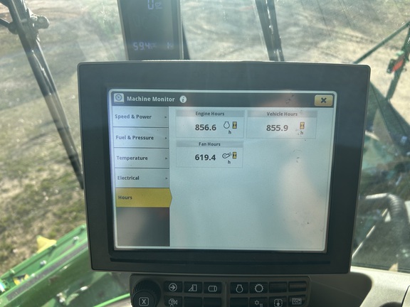 2022 John Deere CP770 Photo 7