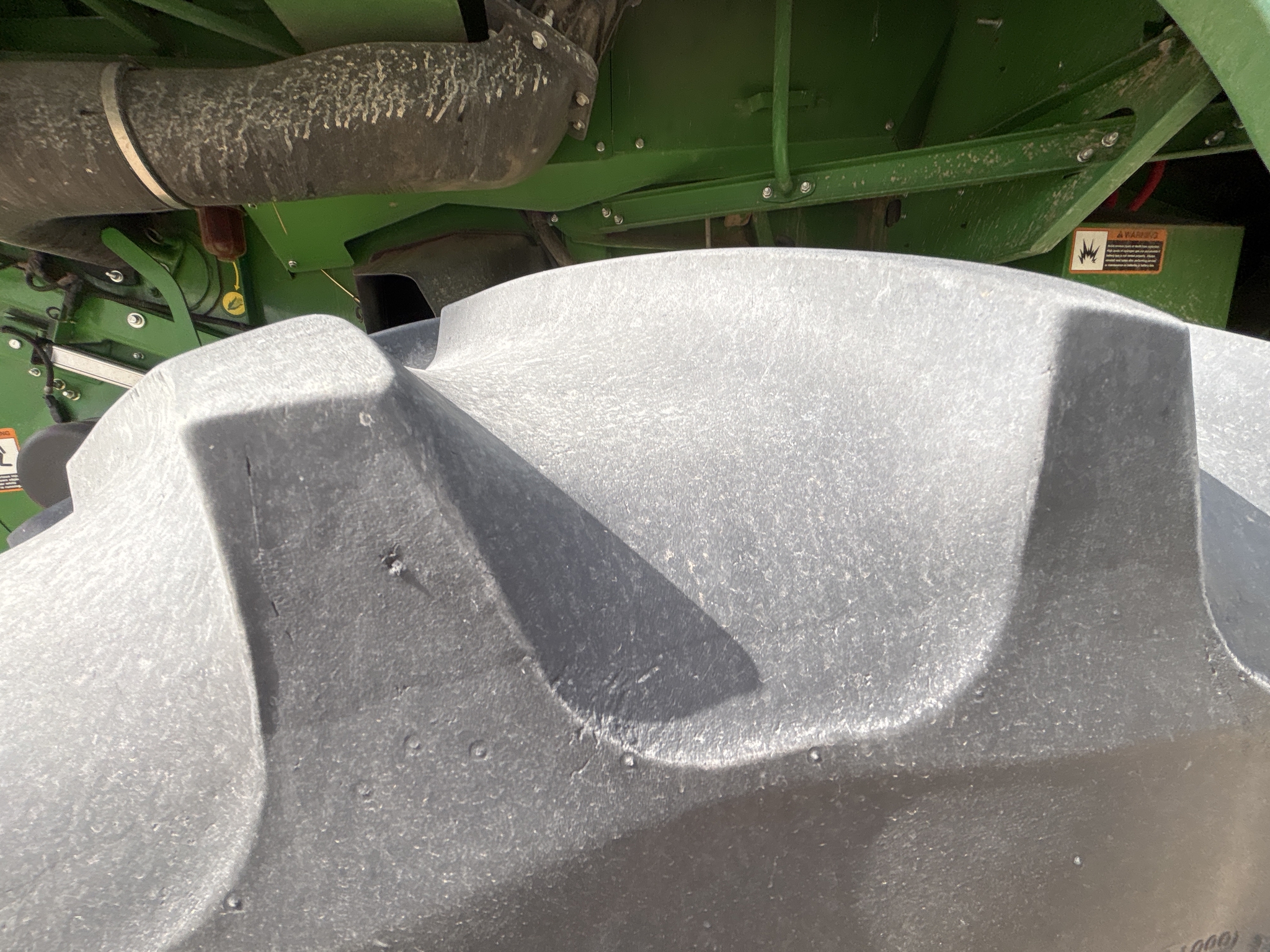 2015 John Deere S670 Image 22