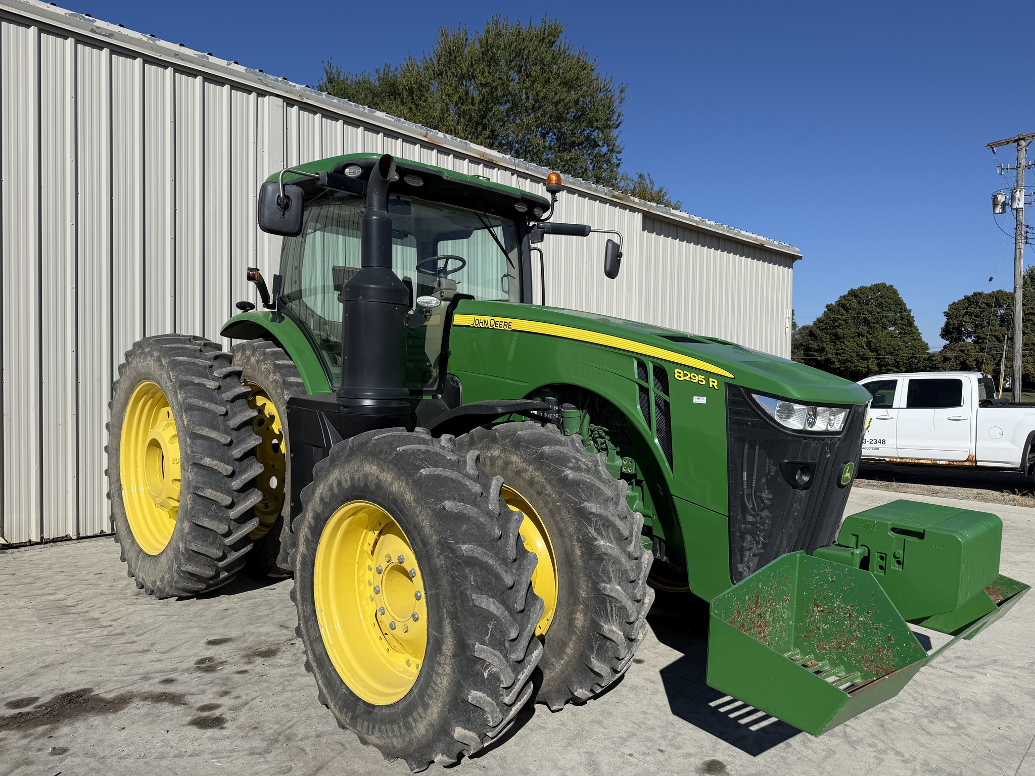 2015 John Deere 8295R Image 1