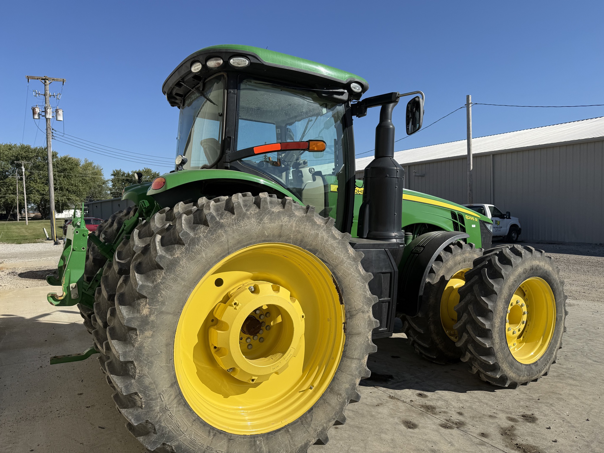 2015 John Deere 8295R Image 8