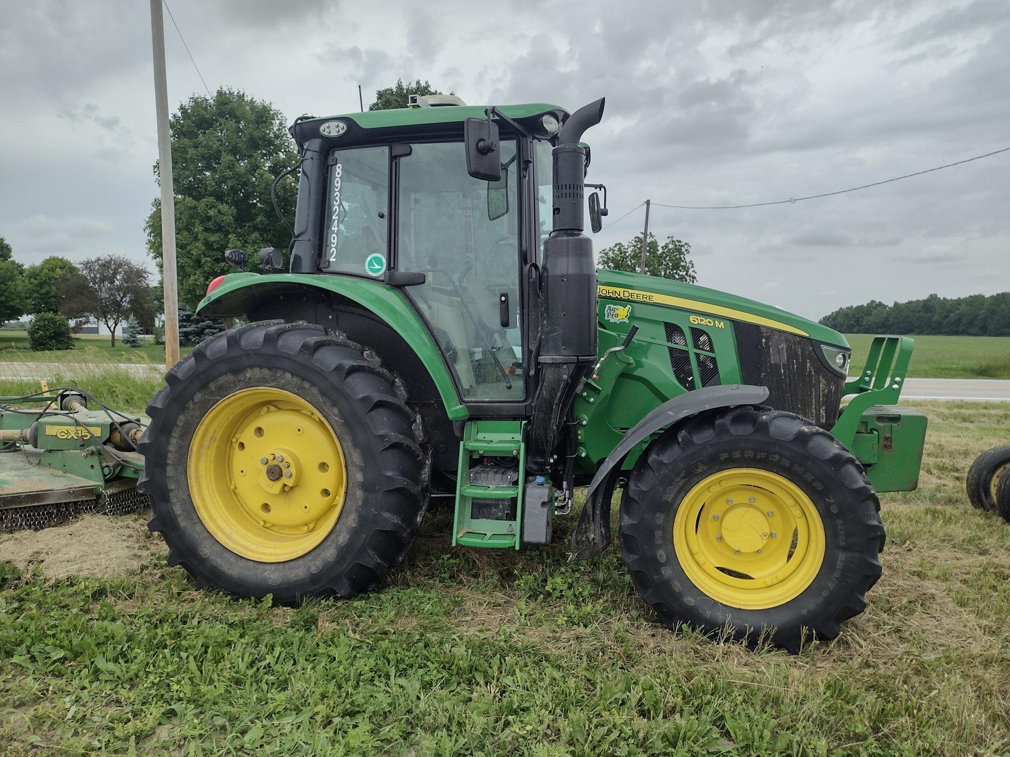 2023 John Deere 6120M Image 10