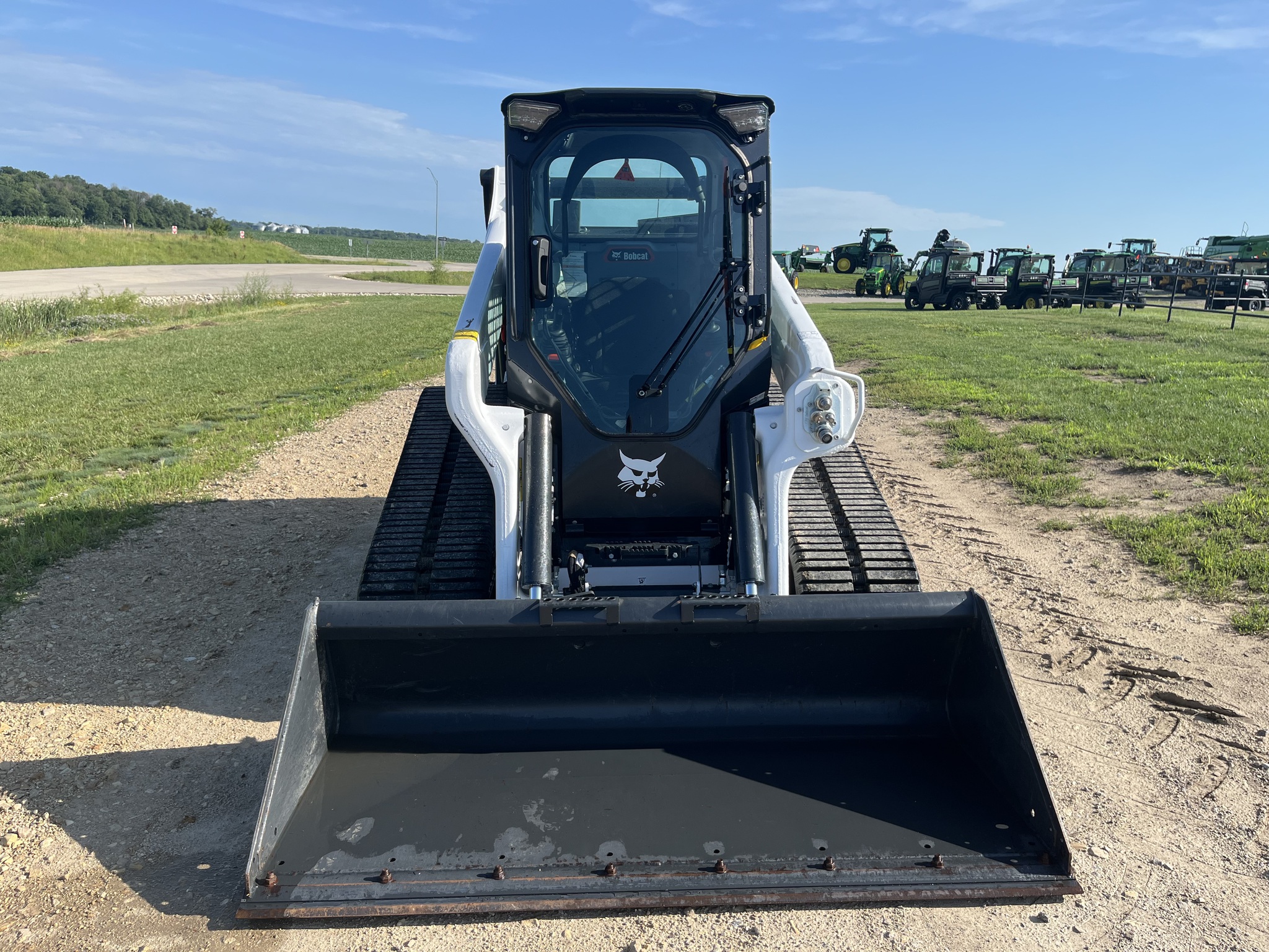 2023 Bobcat T86 Image 5