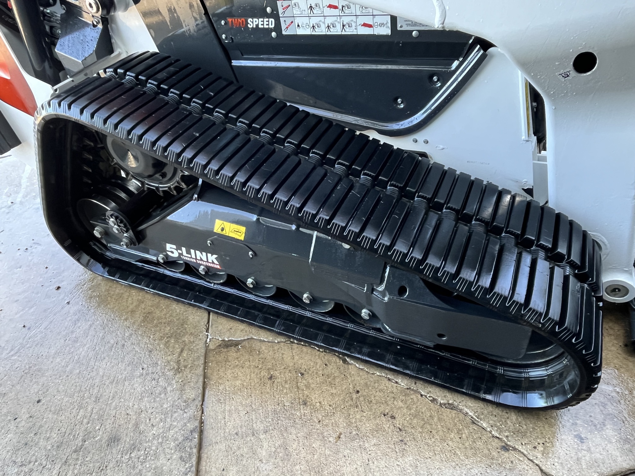 2023 Bobcat T86 Image 14