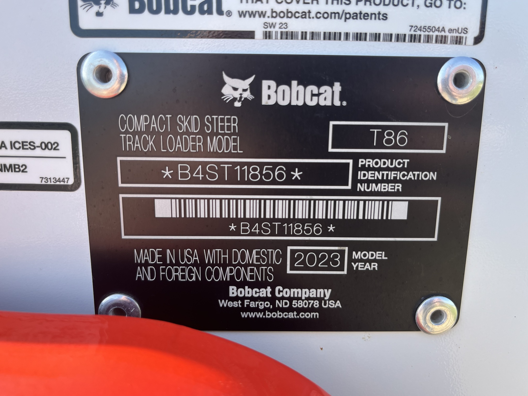2023 Bobcat T86 Image 31