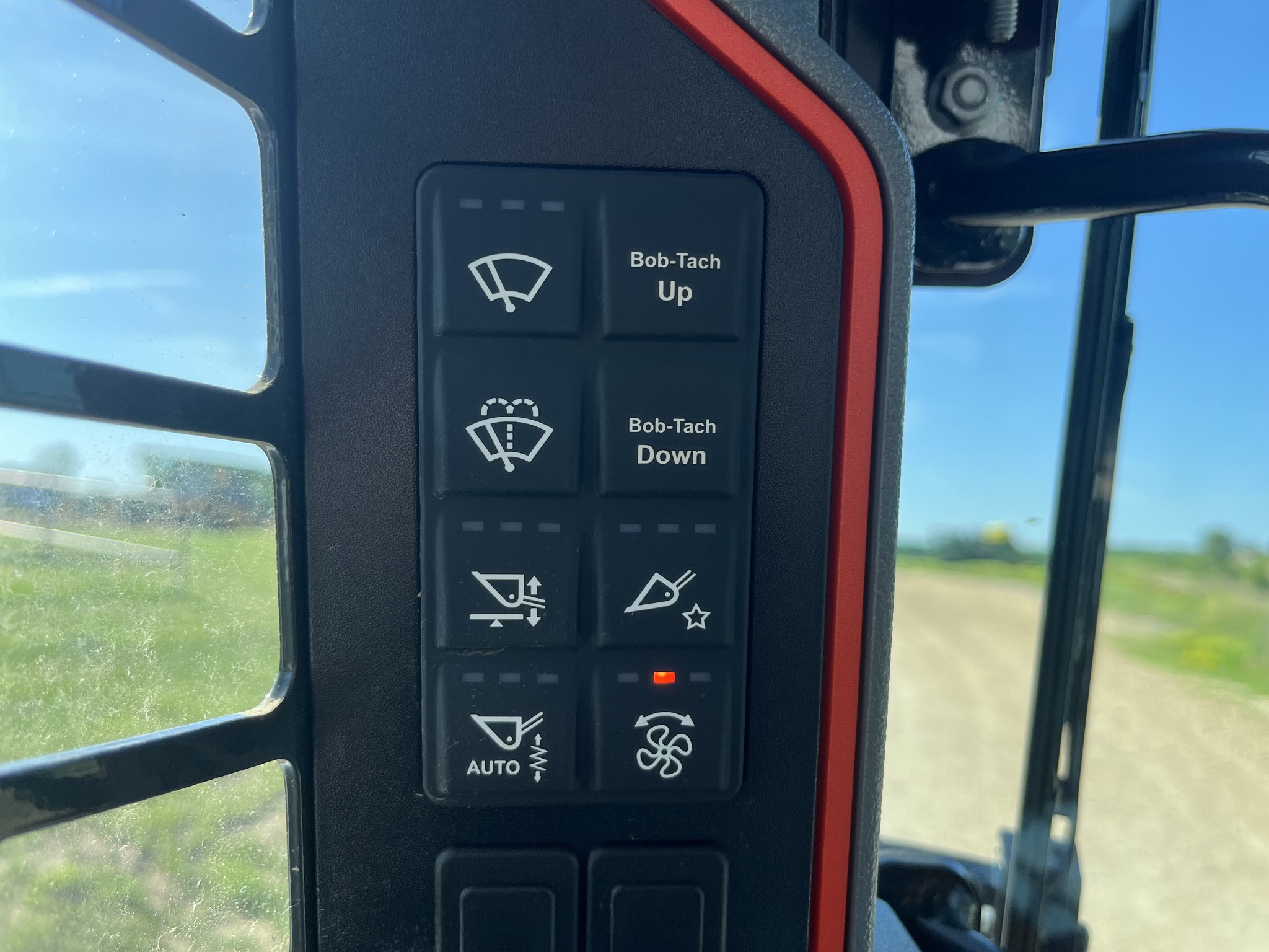 2023 Bobcat T86 Image 27