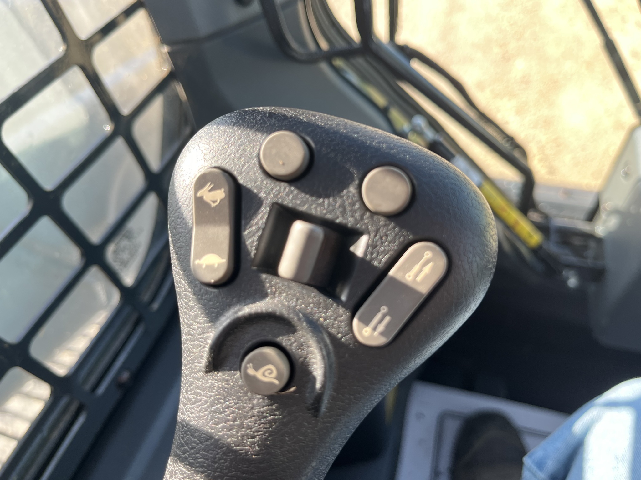 2023 Bobcat T86 Image 30