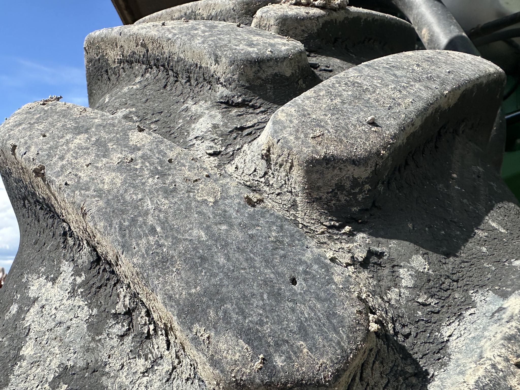 2019 John Deere R4045 Image 7