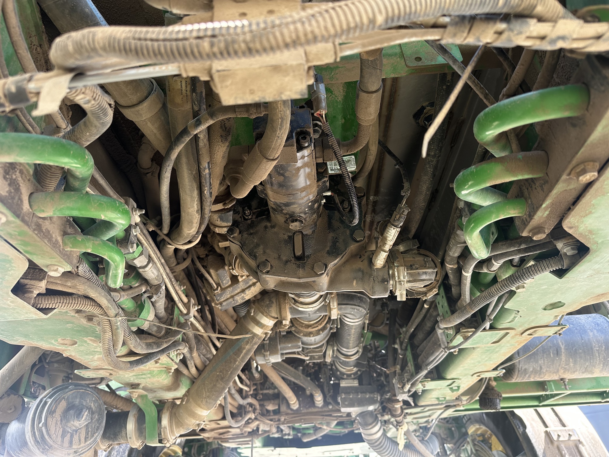 2019 John Deere R4045 Image 9