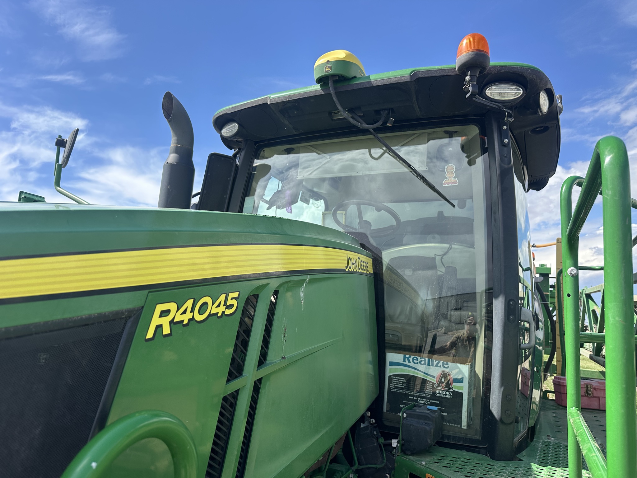 2019 John Deere R4045 Image 11