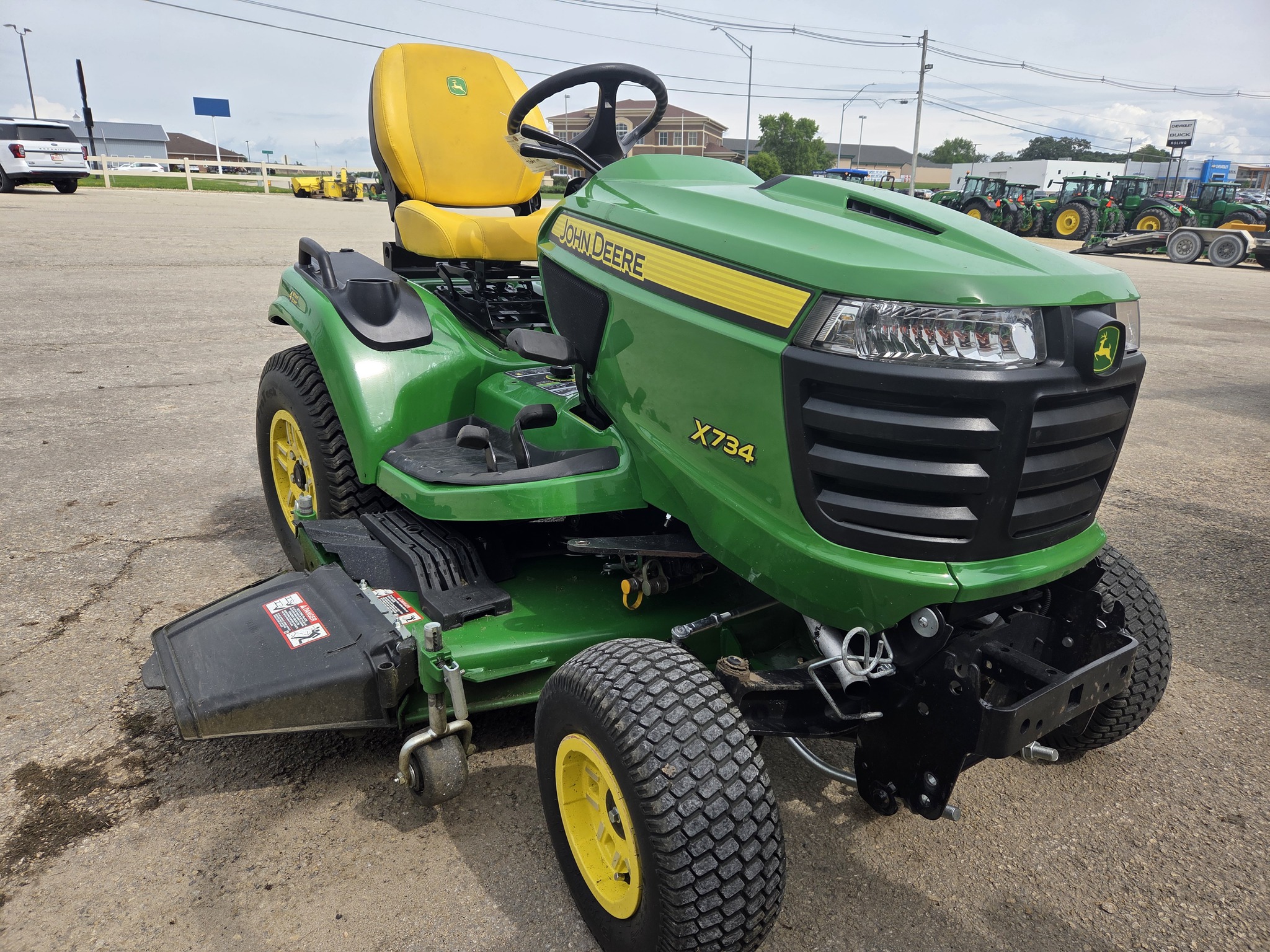 2023 John Deere X734 Image 7