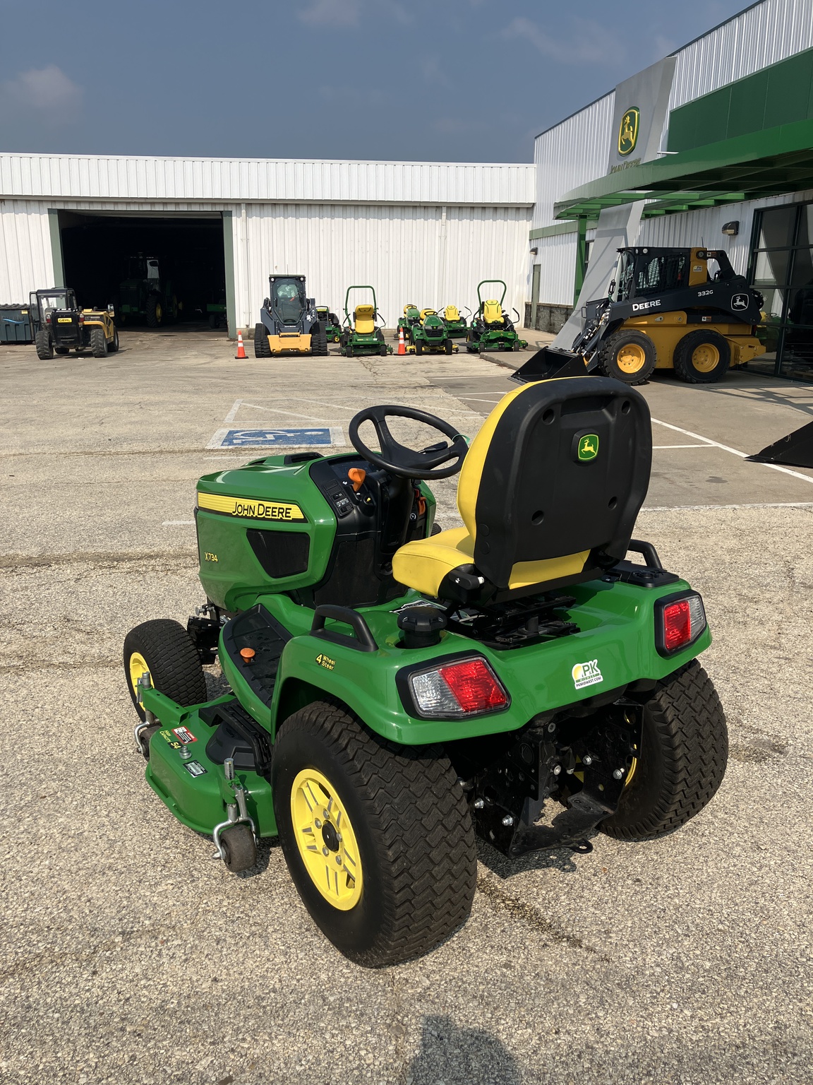 2023 John Deere X734 Image 2
