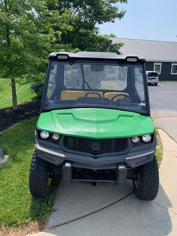 2018 John Deere XUV835M Image 4