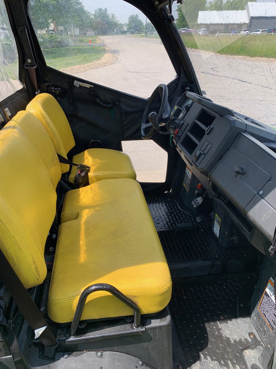 2018 John Deere XUV835M Image 11