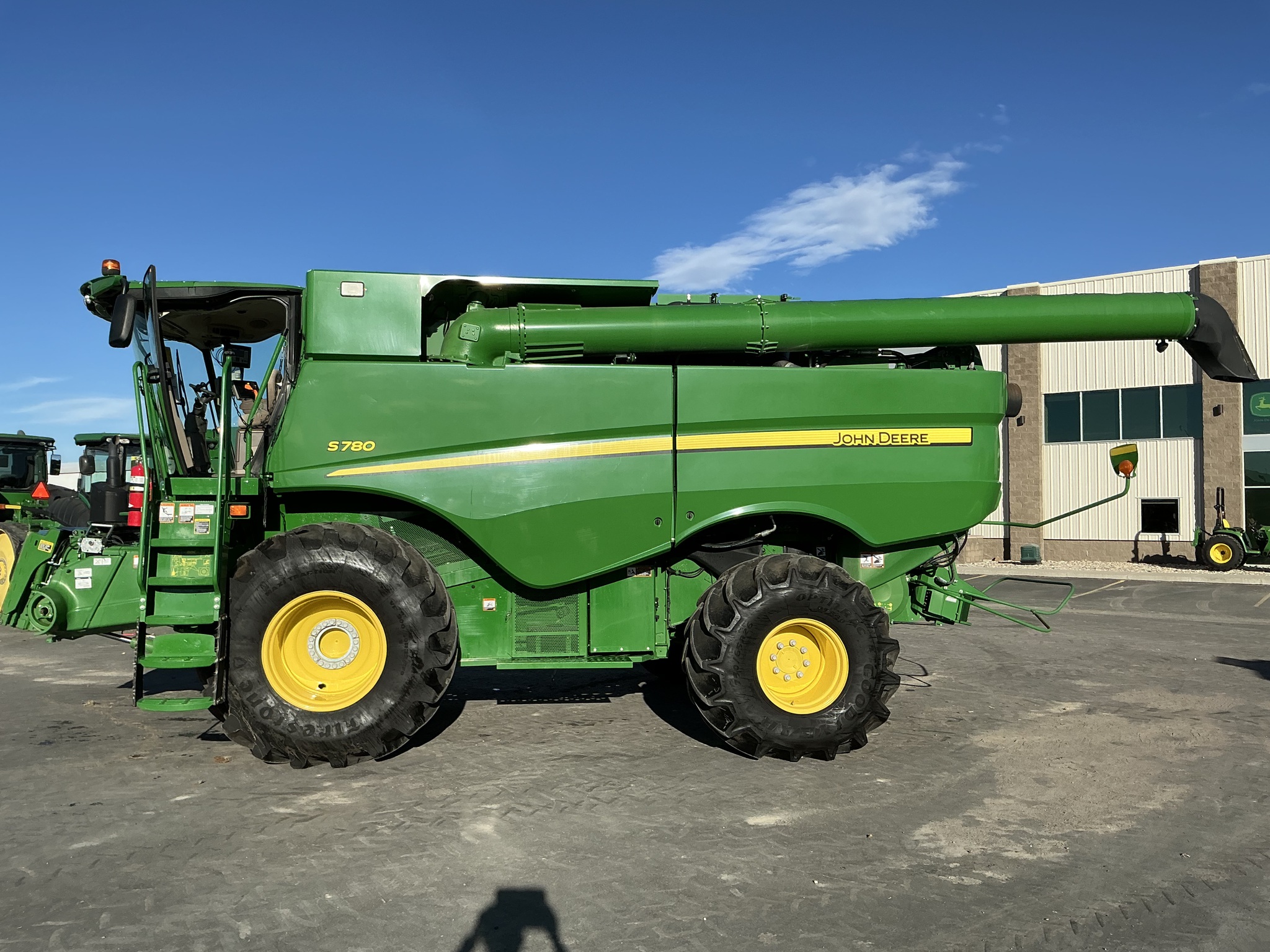 2020 John Deere S780 Image 2