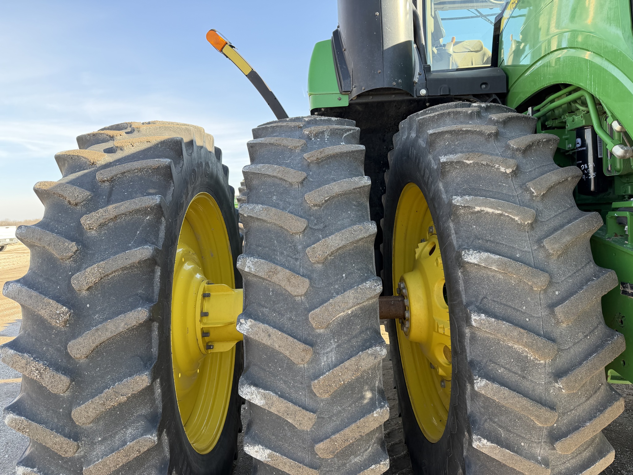  2017 John Deere 9520R at Heritage Tractor in Quincy, IL