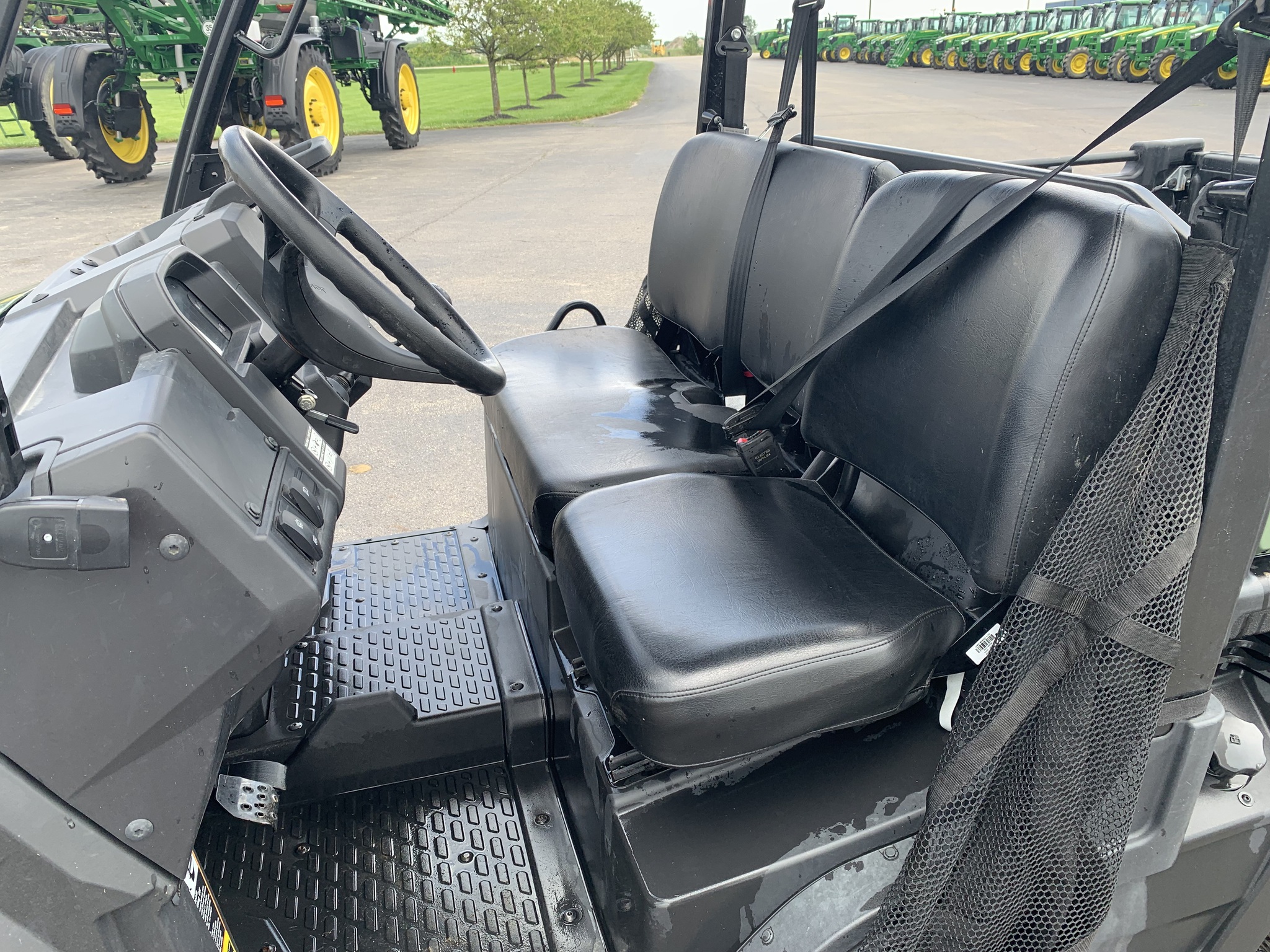 2024 John Deere XUV 835M Image 6