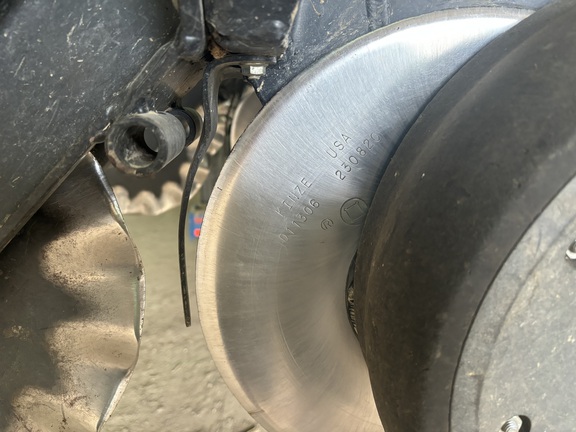 2006 Kinze 3650