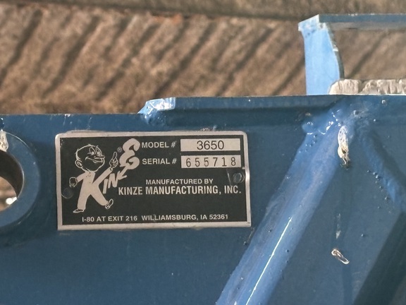 2006 Kinze 3650