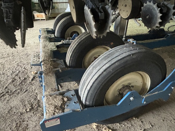 2006 Kinze 3650