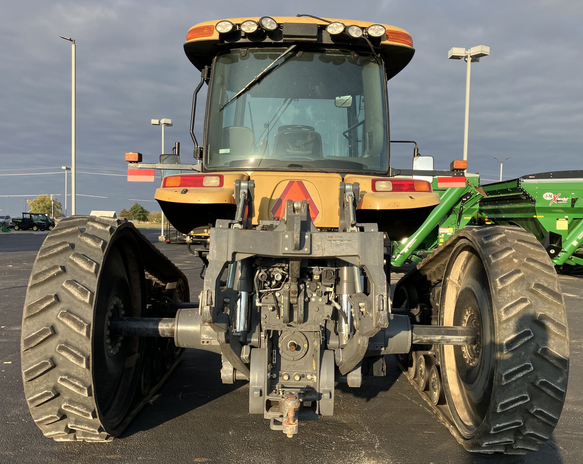 2011 Challenger MT755C Image 6