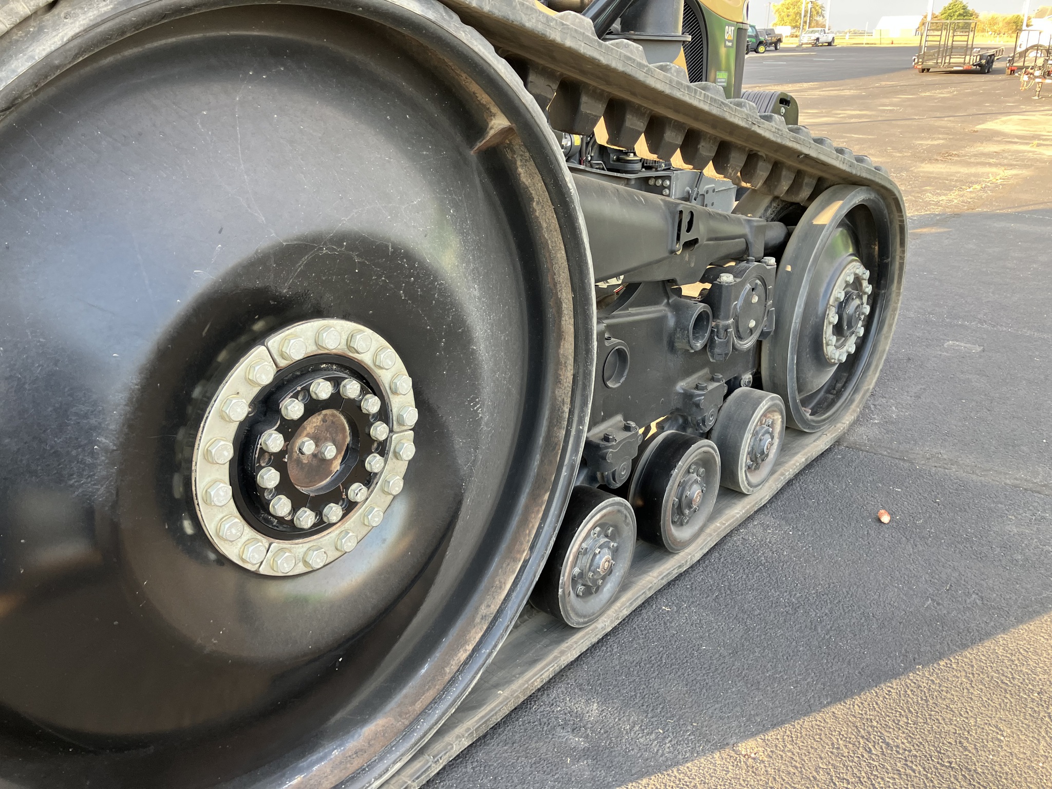 2011 Challenger MT755C Image 12