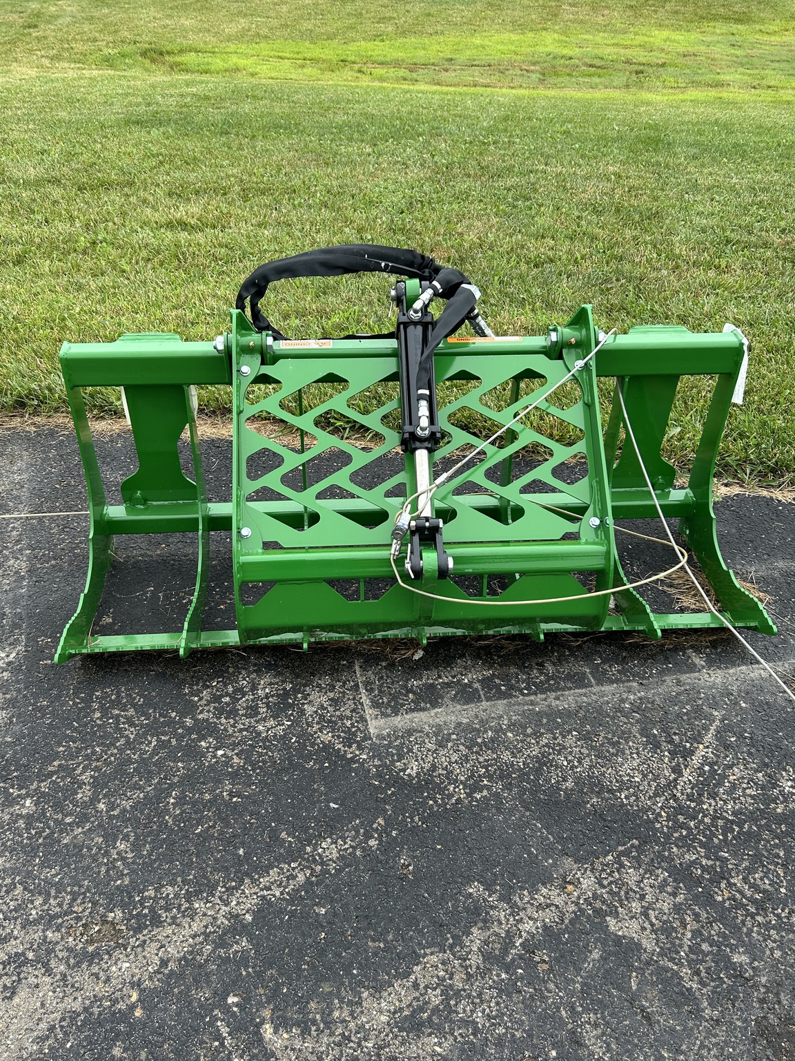 2025 Frontier AV20F Image 1