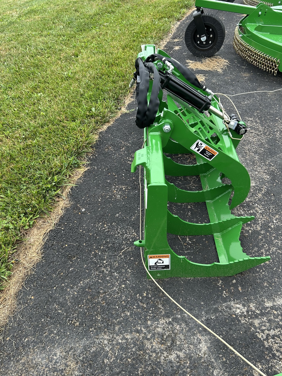 2025 Frontier AV20F Image 2