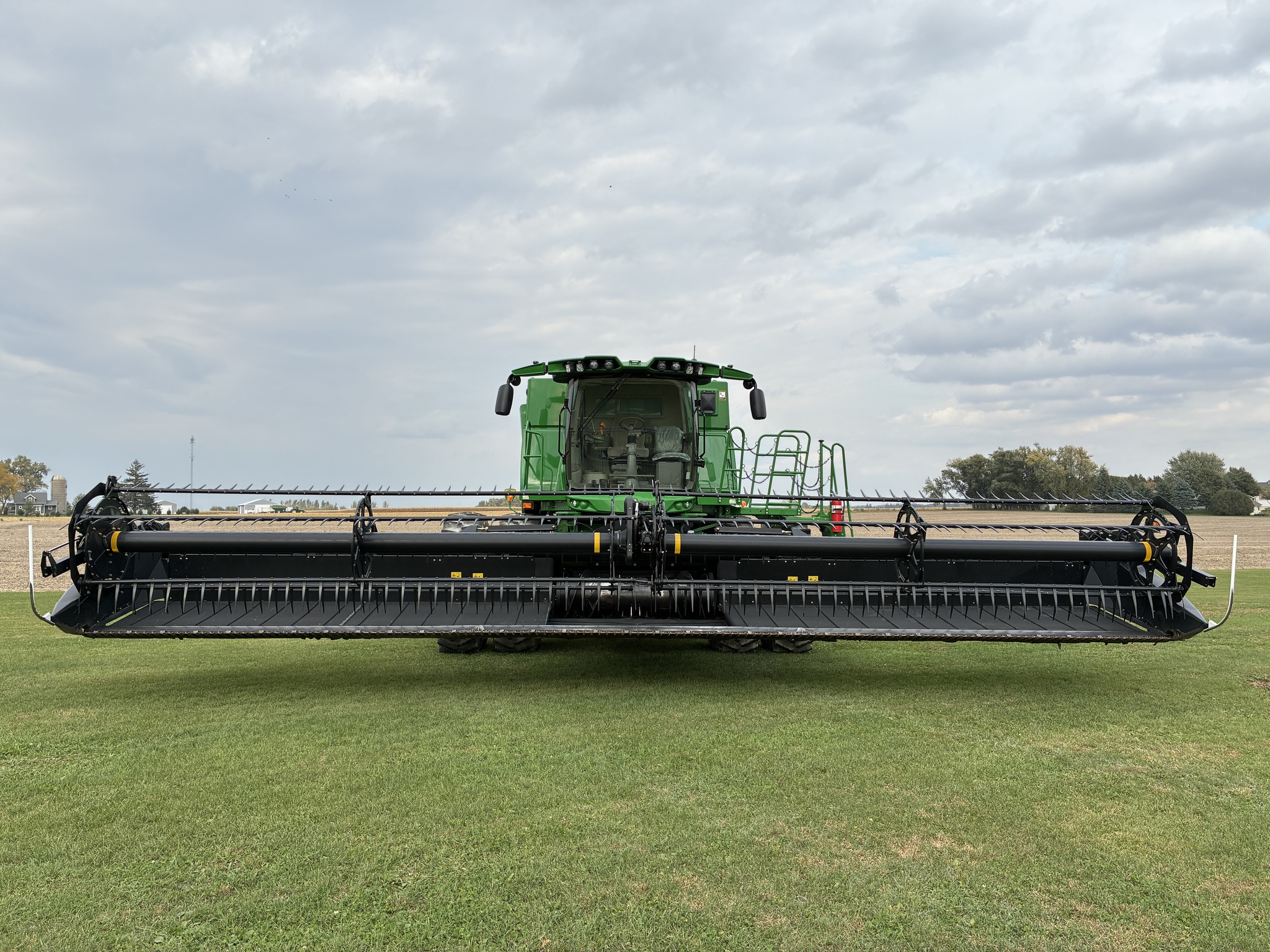 2013 MacDon FD75-35 Image 8