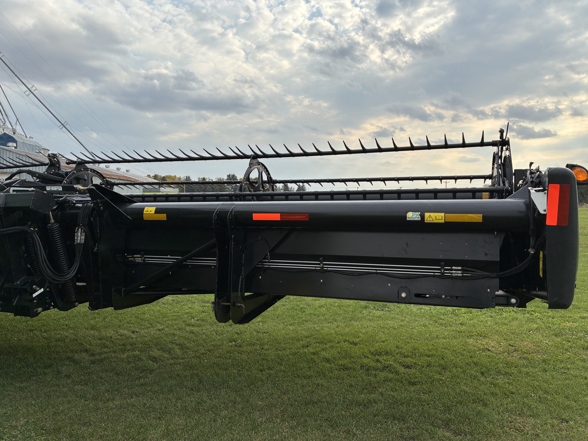 2013 MacDon FD75-35 Image 4