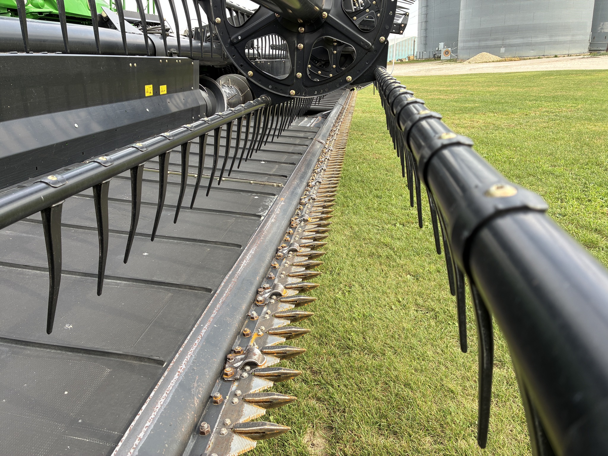 2013 MacDon FD75-35 Image 30