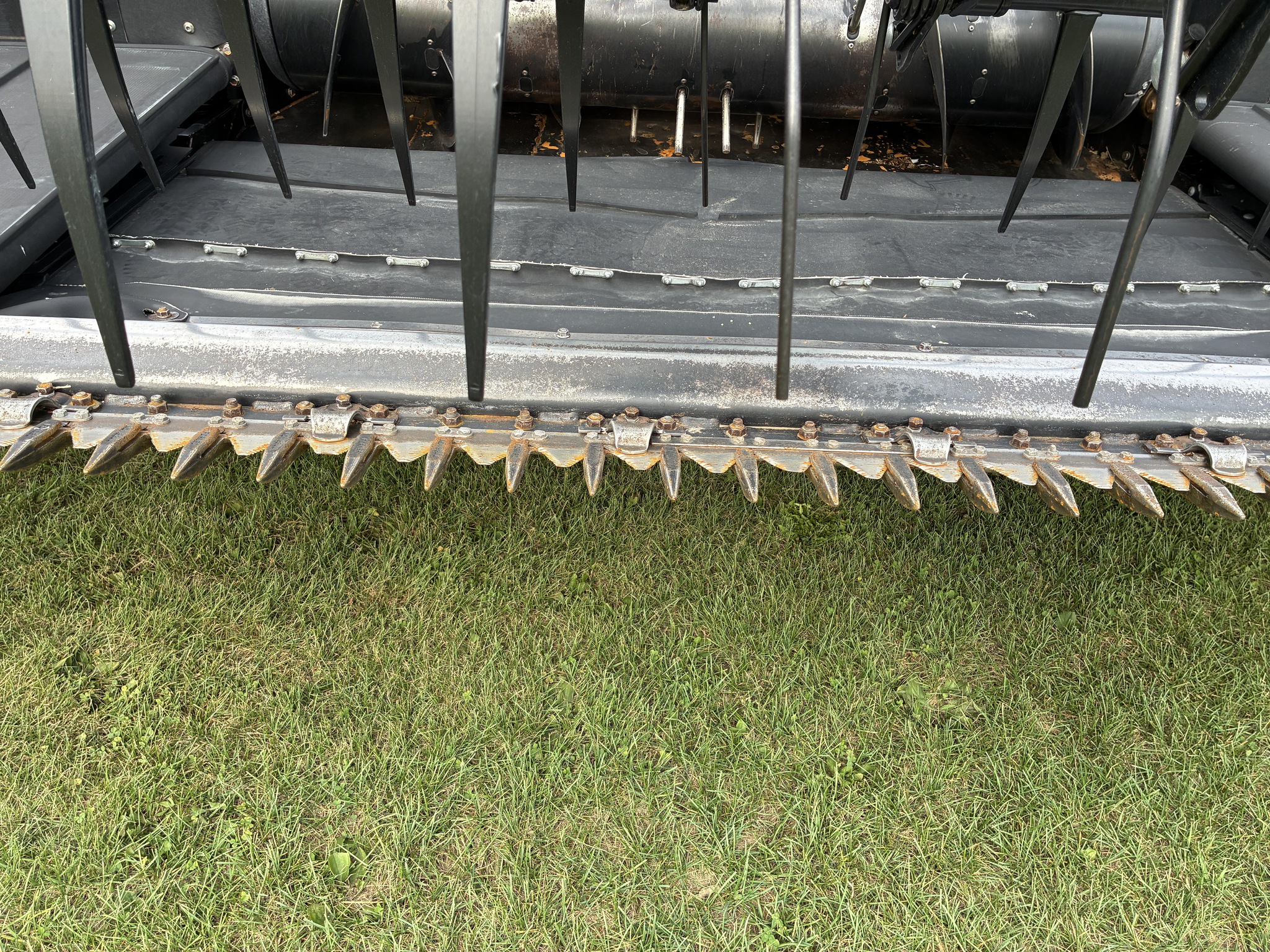 2013 MacDon FD75-35 Image 32