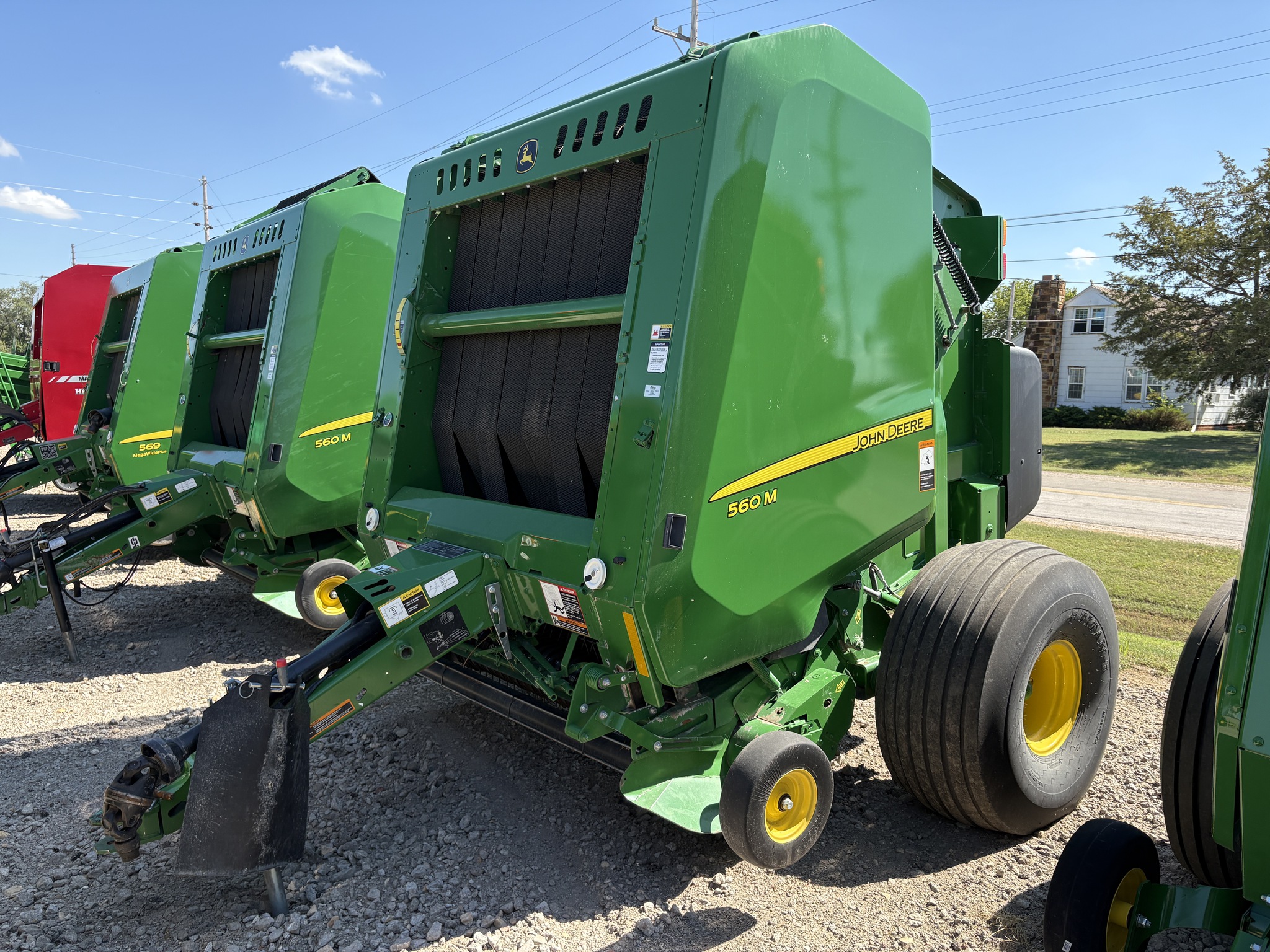2020 John Deere 560M Image 2