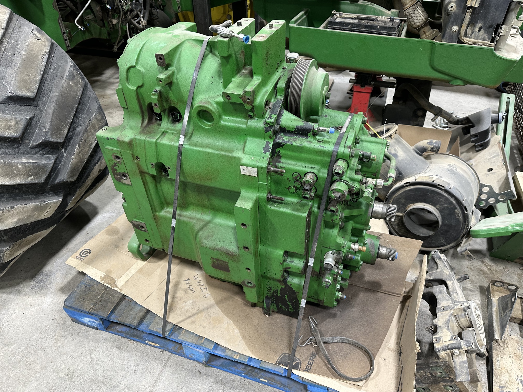 2016 John Deere 8345RT Image 3