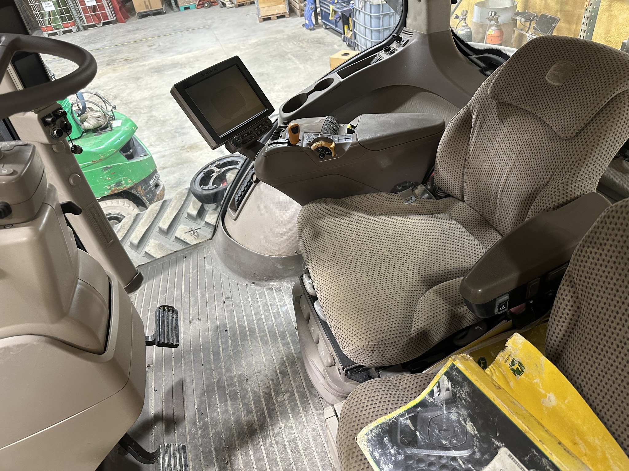 2016 John Deere 8345RT Image 5