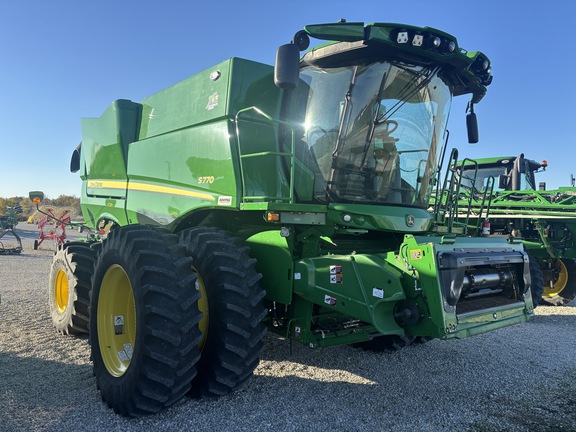 Used 2022 John Deere S770 Combines at Koenig Equipment in Greenville, OH - Photo1