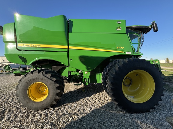 Used 2022 John Deere S770 Combines at Koenig Equipment in Greenville, OH - Photo5