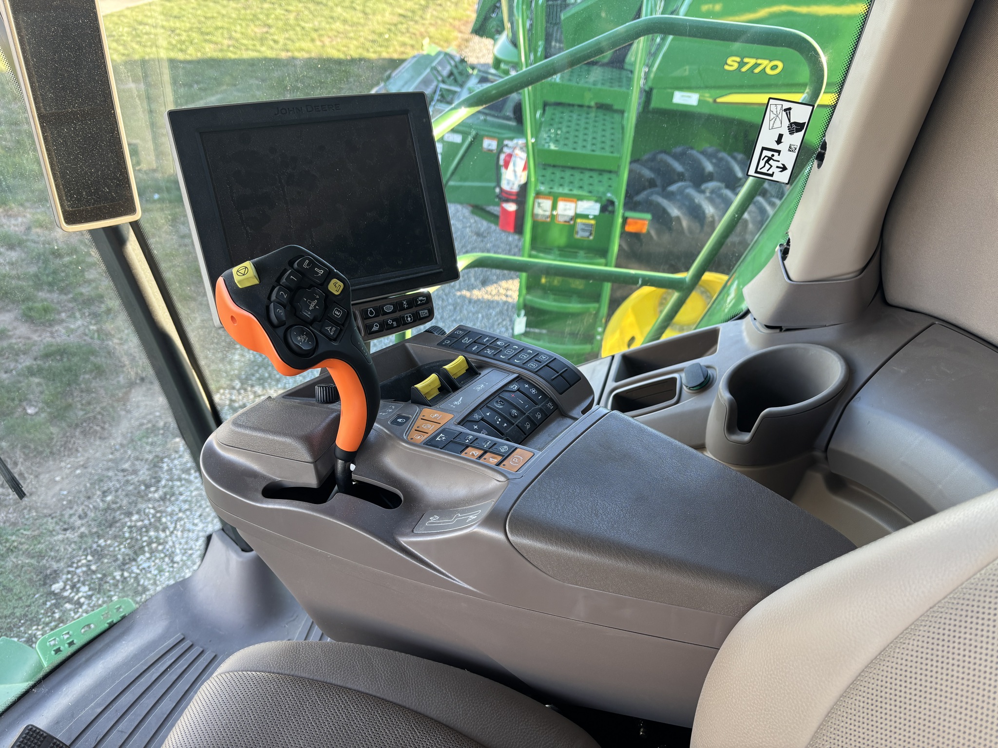 Used 2022 John Deere S770 Combines at Koenig Equipment in Greenville, OH - PhotoXL44