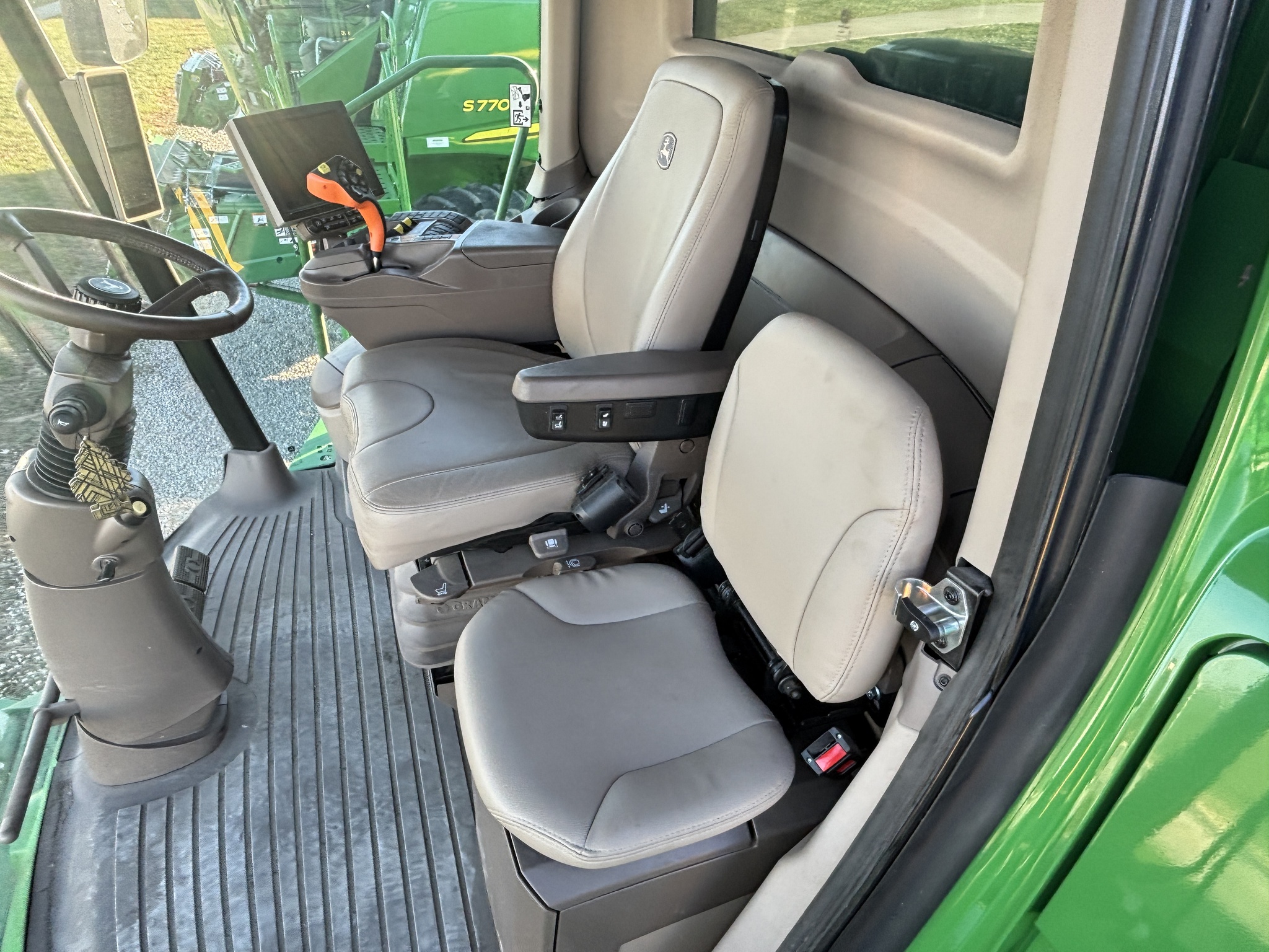 Used 2022 John Deere S770 Combines at Koenig Equipment in Greenville, OH - PhotoXL45