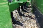 2023 John Deere 2025R Image 27