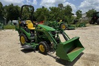 2023 John Deere 2025R Image 7