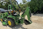 2023 John Deere 2025R Image 17