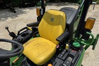 2023 John Deere 2025R Image 13