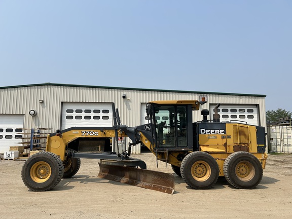 Photo of a 2010 John Deere 770G