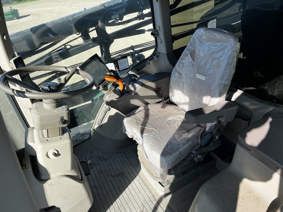 2021 John Deere R4044 - Photo38