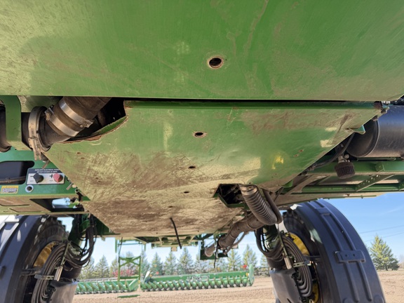 2021 John Deere R4044 - Photo22