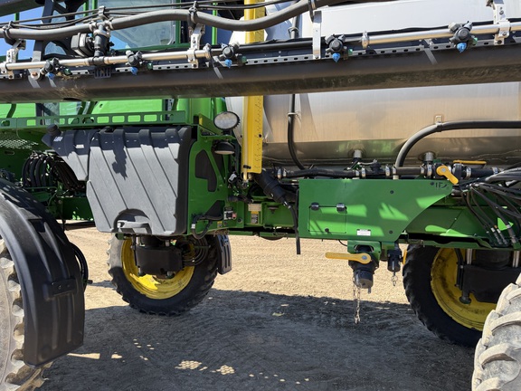 2021 John Deere R4044 - Photo25