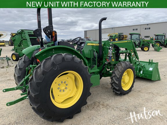Photo of 2024 John Deere 5067E