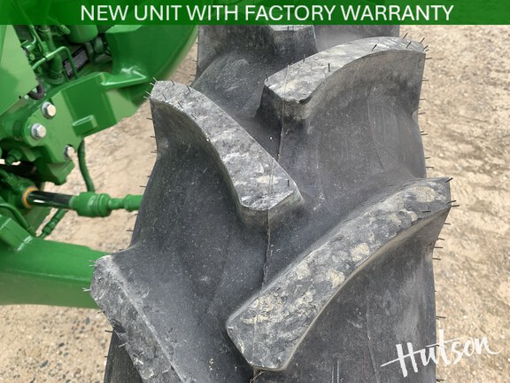 Photo of 2024 John Deere 5067E