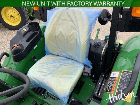 Photo of 2024 John Deere 5067E
