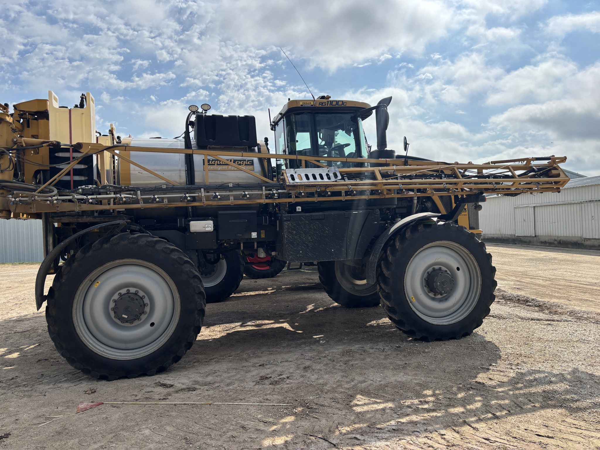 2018 Ag-Chem RG1100C Image 5